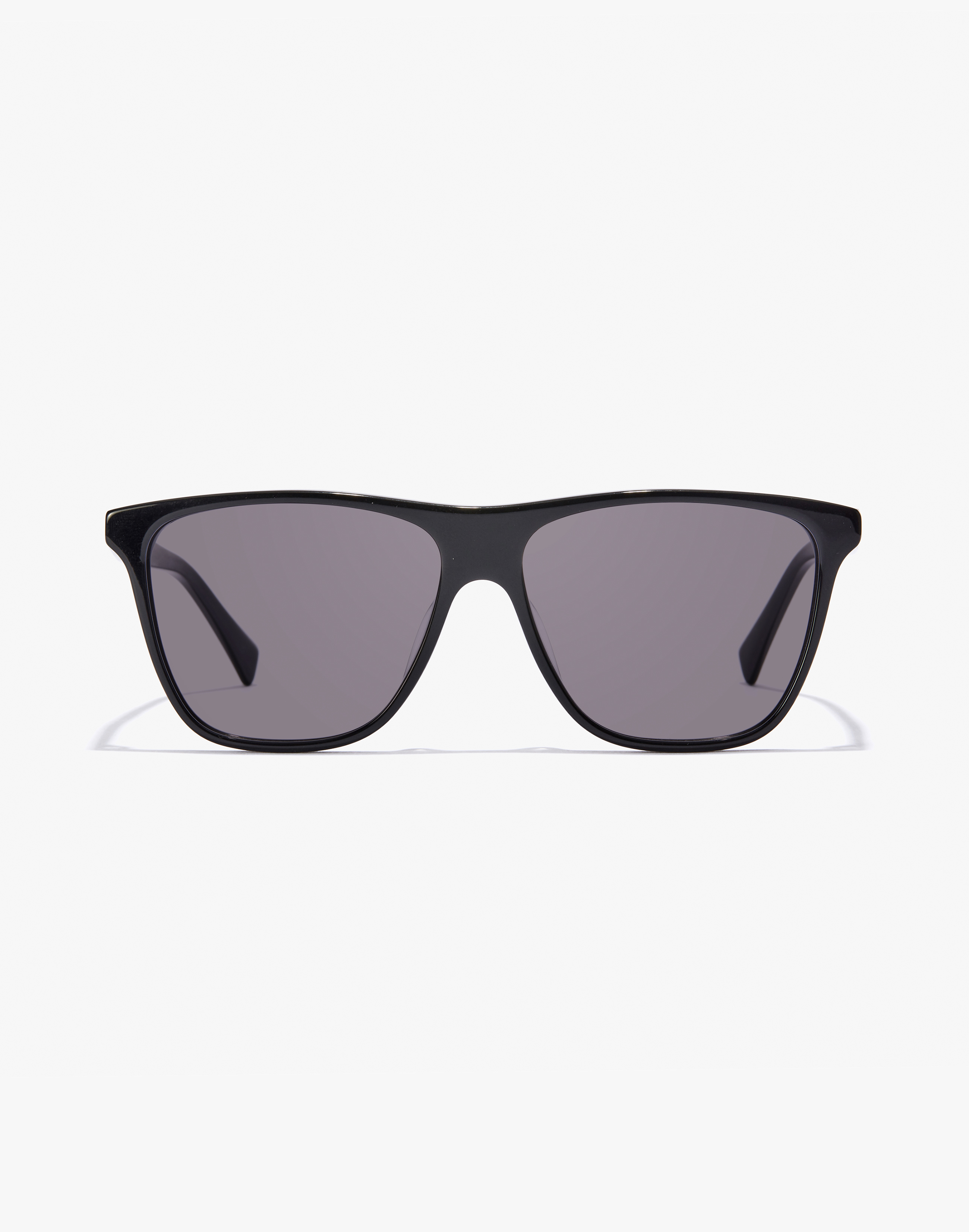/on/demandware.static/-/Sites-Master-Catalog-Graduadas/default/dw2579642d/images/modal_colored/hawkers_eyewear-total-black-muscadet-320079-grey.jpg