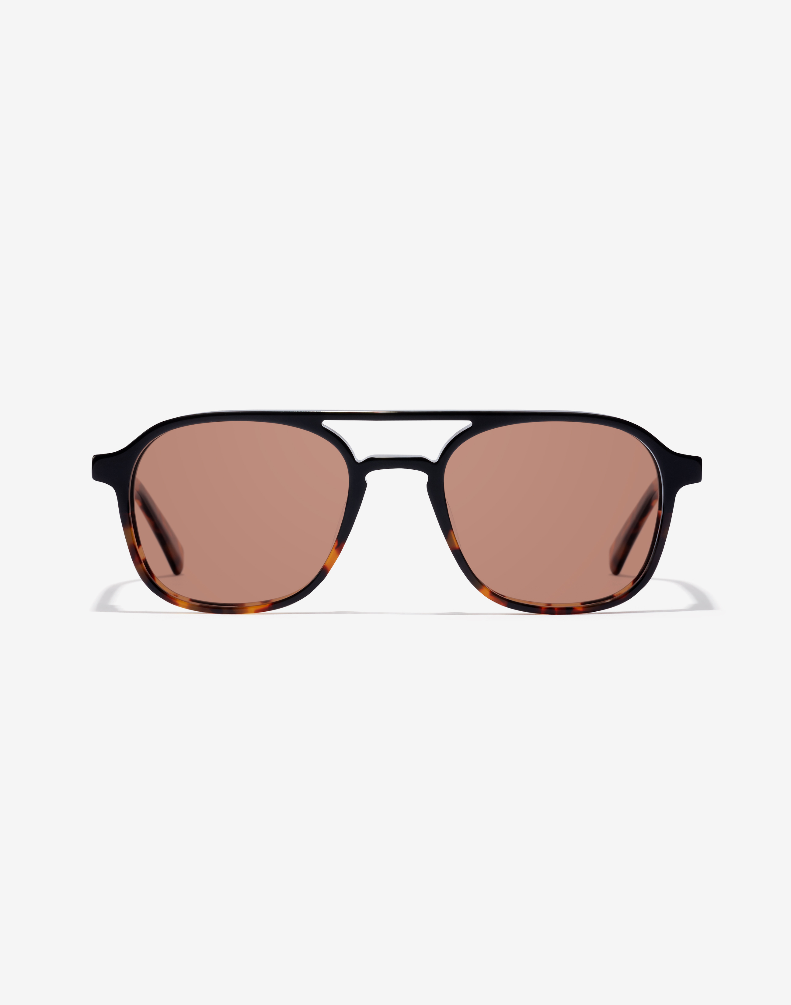/on/demandware.static/-/Sites-Master-Catalog-Graduadas/default/dw343059e7/images/modal_colored/hawkers_eyewear-black-carey-hunter-HHUN20C0XV-brown.jpg