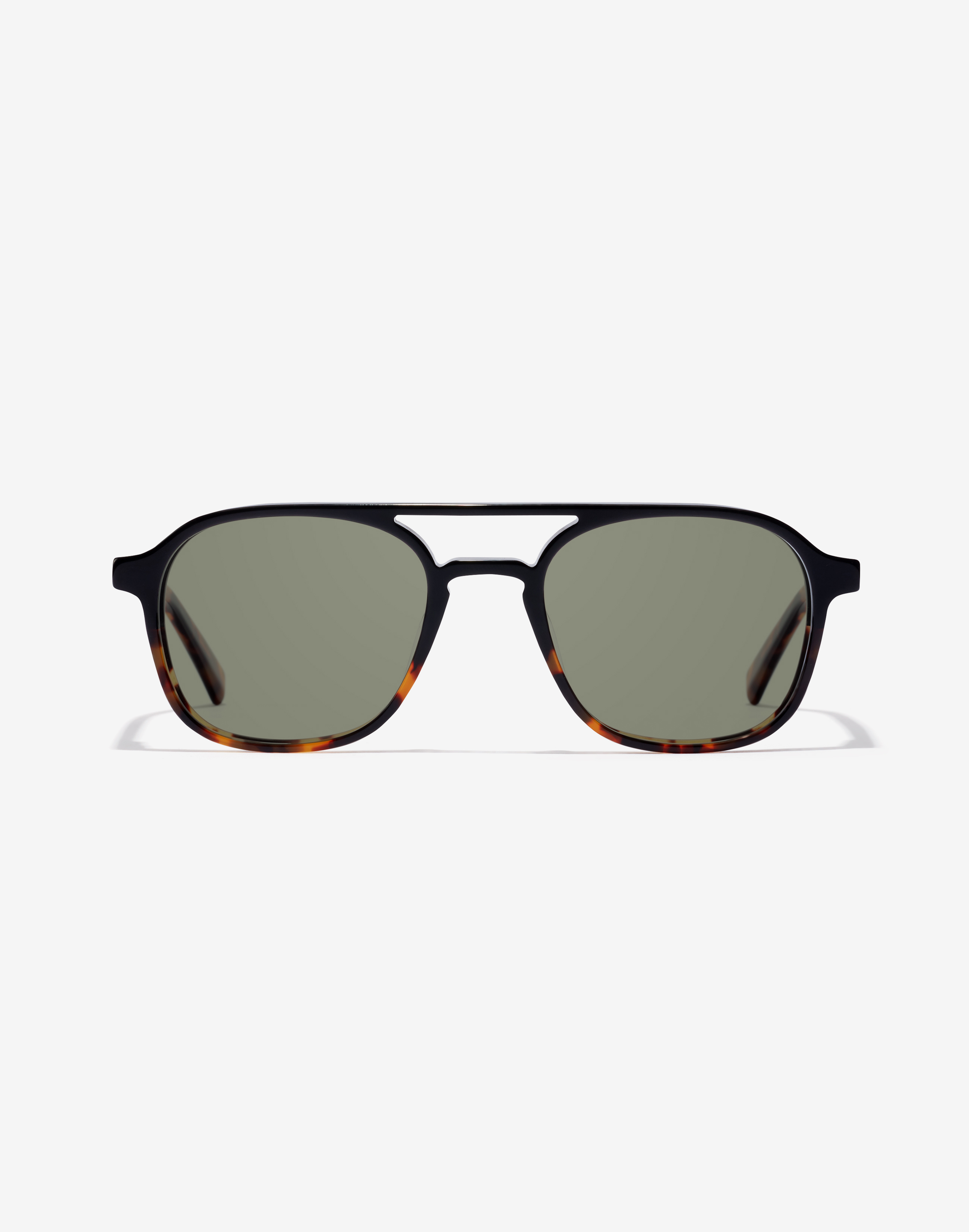 /on/demandware.static/-/Sites-Master-Catalog-Graduadas/default/dwb6ef5129/images/modal_colored/hawkers_eyewear-black-carey-hunter-HHUN20C0XV-green.jpg