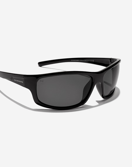 Gafas de sol Hawkers BOOST - POLARIZED BLACK DARK